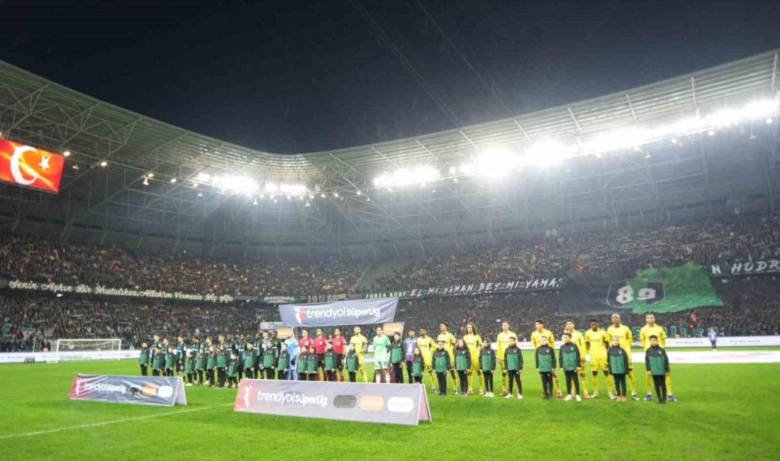 Trendyol Süper Lig’in 20. haftasında Kocelispor, Fenerbahçe’yi konuk ediyor. Mücadelenin
