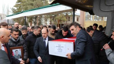 Askerde rahatsızlığı nedeniyle hayatını kaybeden 28 yaşındaki Piyade Uzman Çavuş