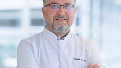 Genel Cerrahi ve Onkoloji Cerrahisi Uzmanı Prof. Dr. Serdar Yol,