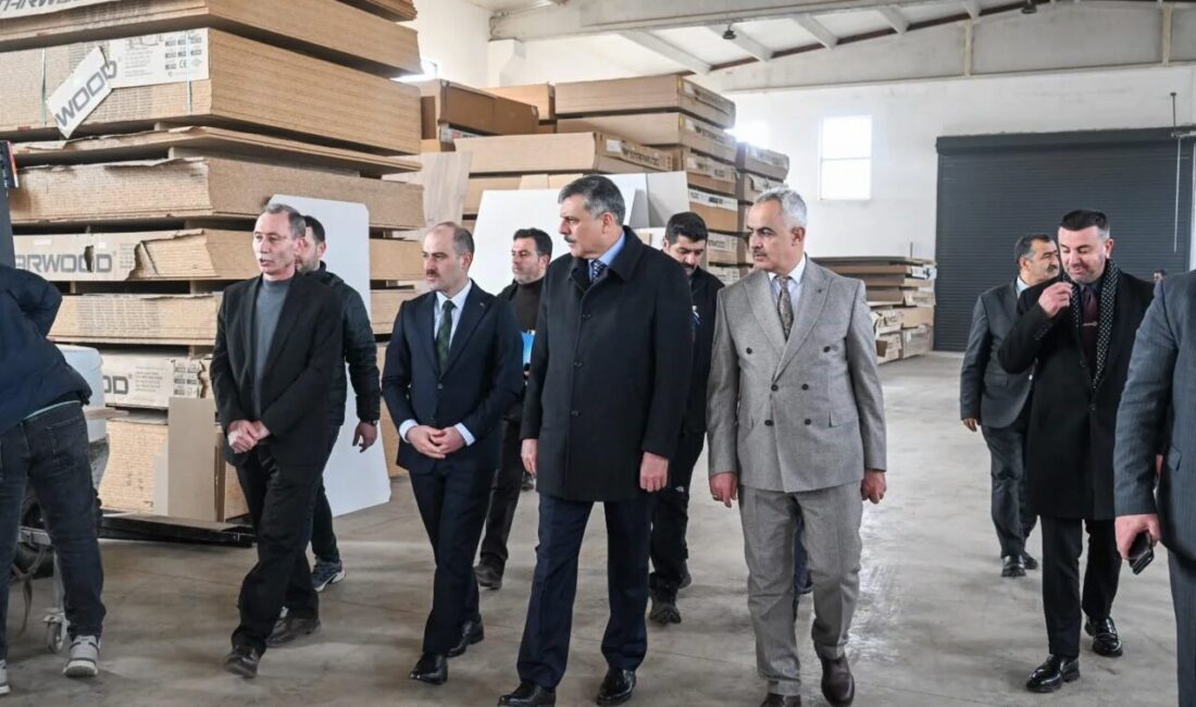 Erzurum Valisi Mustafa Çiftçi, Oltu ilçesi ziyaretleri kapsamında Oltu Organize