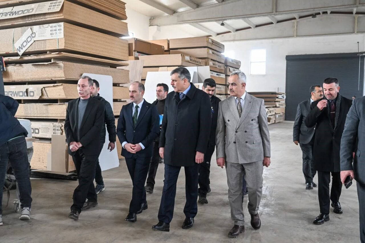 Erzurum Valisi Mustafa Çiftçi, Oltu ilçesi ziyaretleri kapsamında Oltu Organize