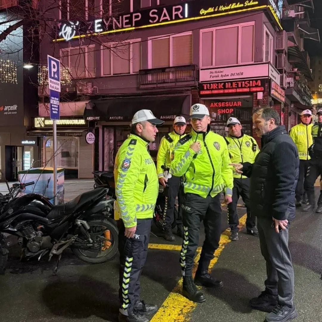 Giresun İl Emniyet Müdürü Ferhat Akbaş’ın katılımıyla Gazi Caddesi üzerinde
