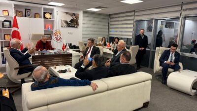 
Küresel Gazeteciler Konseyi (KGK) geleneksel iftar buluşmalarının ilki Ankara’da gerçekleşti.