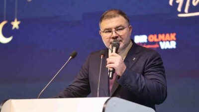 AK Parti İzmir İl Başkanı Bilal Saygılı, Vefa İftarı programında