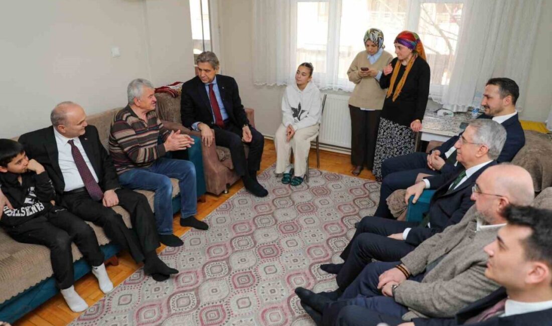 AK Parti Genel Başkan Yardımcısı, Yerel Yönetimler Başkanı Mustafa Demir,