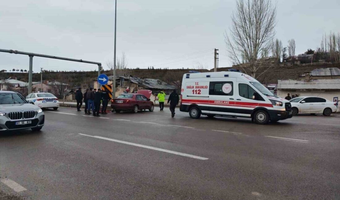 Erzurum’un Aşkale ilçesinde meydana gelen trafik kazası korku dolu anlara
