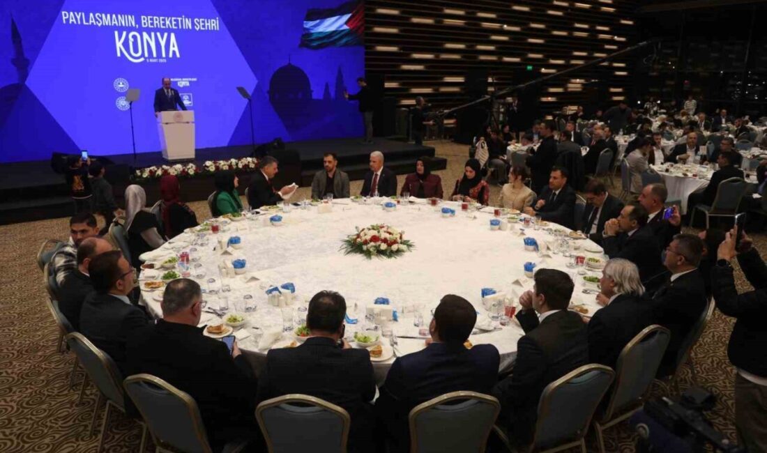 İçişleri Bakanı Mustafa Çiftçi, Konya’da misafir edilen Gazzeli ailelerle iftar