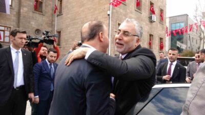 Çalışma ve Sosyal Güvenlik Bakanı Vedat Işıkhan, “2007 yılında yüzde