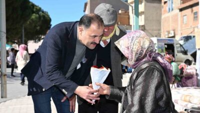 Manisa’nın Demirci ilçesinde Belediye Başkanı Erkan Kara, 8 Mart Dünya