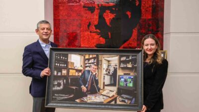 Antalya Büyükşehir Belediyesi Başkan Vekili Büşra Özdemir, Cumhuriyet Halk Partisi