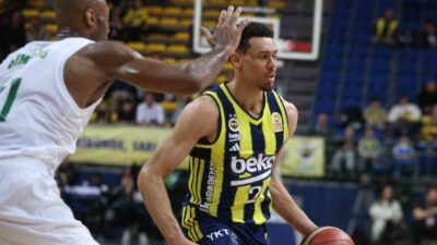 Basketbol Süper Ligi’nin 23. haftasında Fenerbahçe Beko, evinde karşılaştığı Safiport