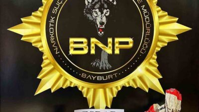 Bayburt’ta narkotik ekipleri tarafından bir şüphelinin ikametinde ve iş yerinde
