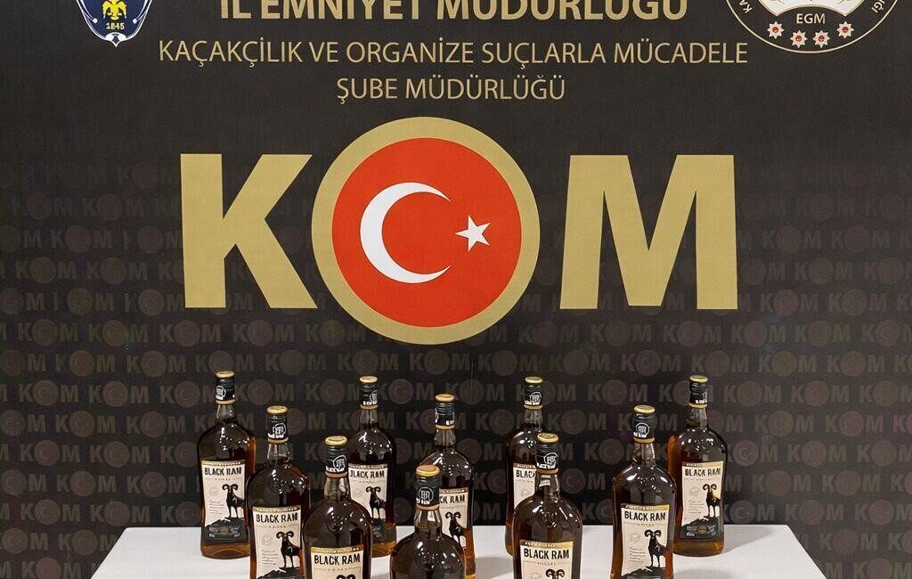 Bayburt’ta sahte alkol kullanımının önlenmesine yönelik düzenlenen operasyonda 10 litre