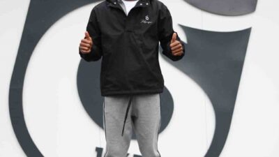 Trabzonspor’un Nijeryalı oyuncusu Chibuike Nwaiwu, bordo-mavili takımdan ayrıldığında kupalar kazanmış