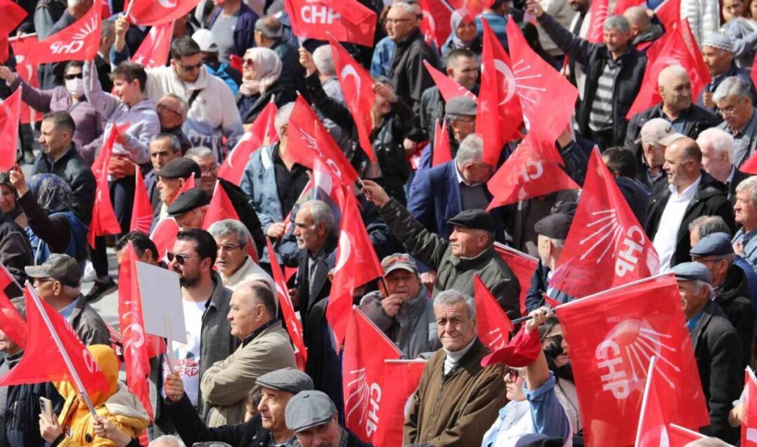 CHP Genel Başkanı Özgür Özel, Uşak’ta “Millet İradesine Sahip Çıkıyor”