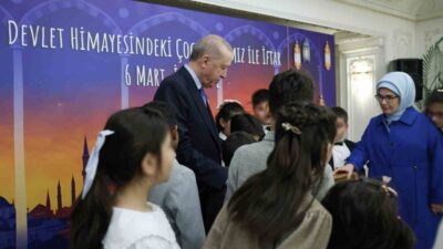 Cumhurbaşkanı Recep Tayyip Erdoğan ve eşi Emine Erdoğan, devlet himayesi