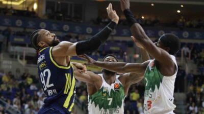 Fenerbahçe Beko, Euroleague 34. hafta maçında sahasında Litvanya ekibi Zalgiris