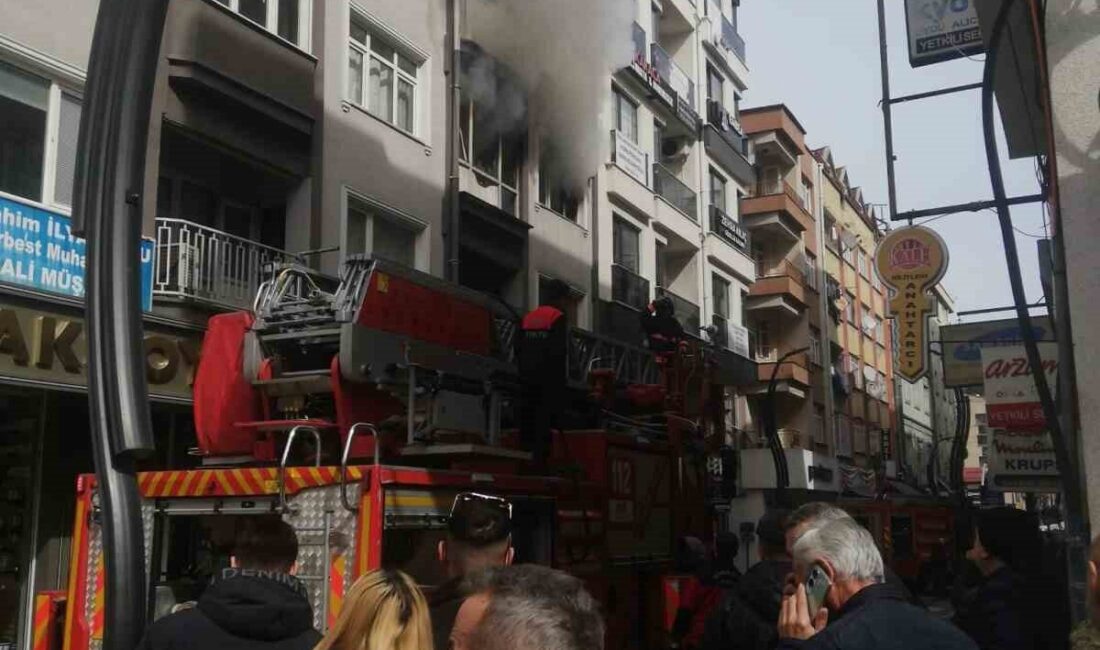 Giresun merkez Fatih Caddesi üzerinde bulunan 4 katlı bir binanın