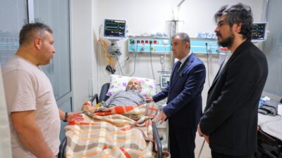 Bayburt Valisi Mustafa Eldivan, Ramazan Bayramı dolayısıyla sağlık personellerini ve