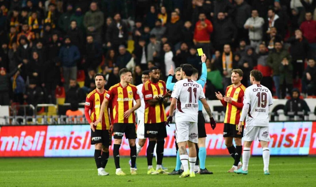 Kayserispor, ligde üç hafta sonra mağlup oldu. Süper Lig’de sıkıntılı
