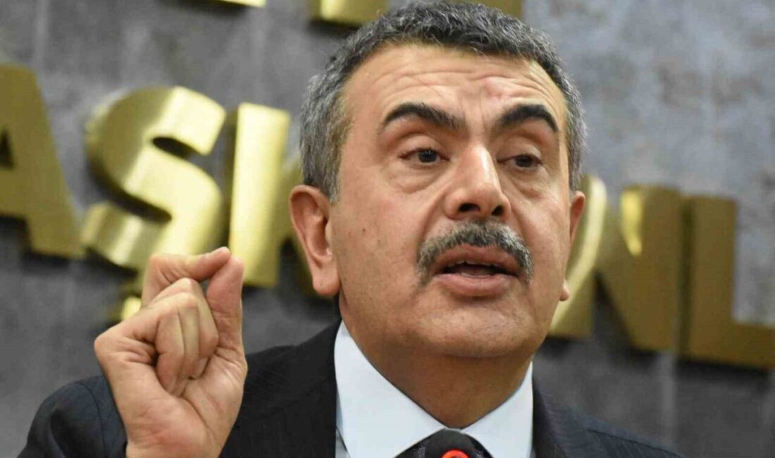 Milli Eğitim Bakanı Yusuf Tekin, CHP’deki uygulama ve tavırların “Tosun