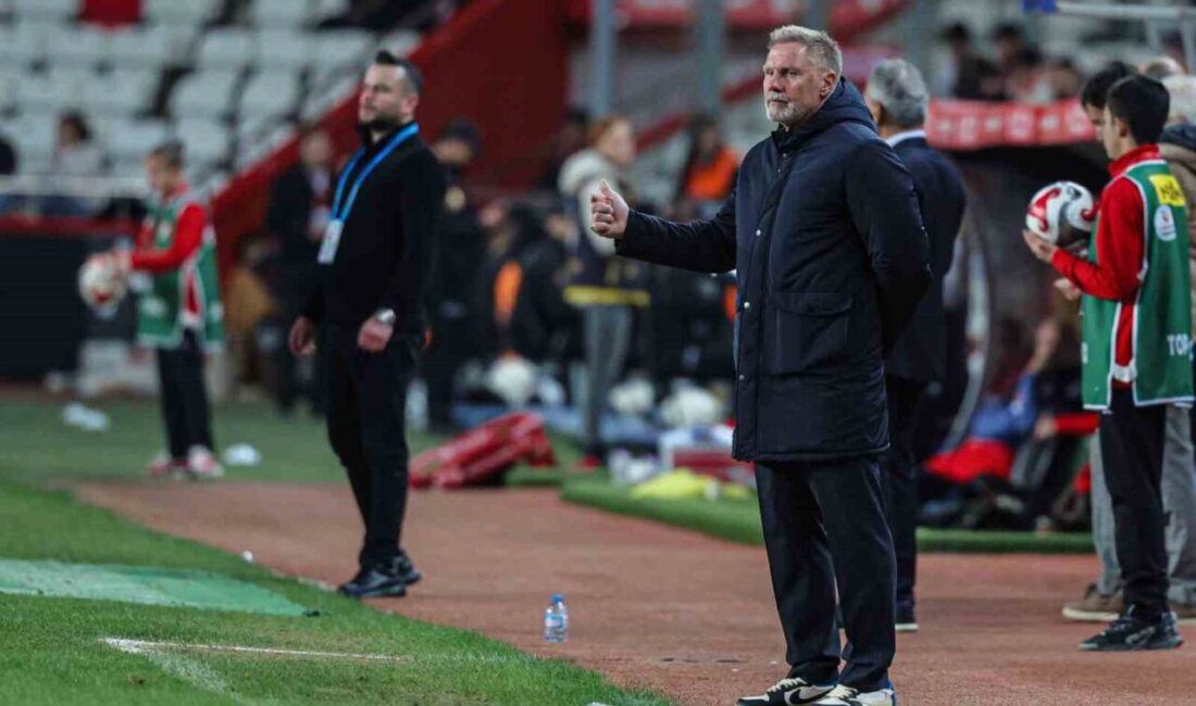 Samsunspor, Teknik Direktör Thorsten Fink yönetiminde çıktığı 5 maçta kalesini