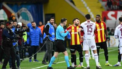 Trendyol Süper Lig’in 25. haftasında Kayserispor, sahasında Trabzonspor ile karşılaşıyor.