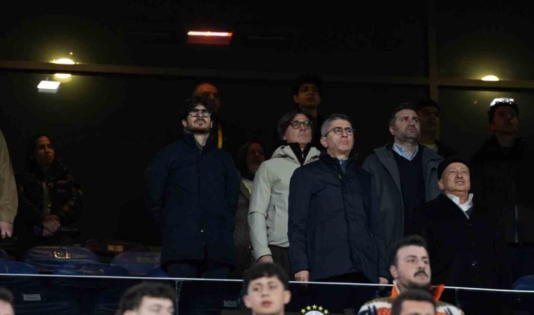 A Milli Futbol Takımı Teknik Direktörü Vincenzo Montella, Fenerbahçe ile