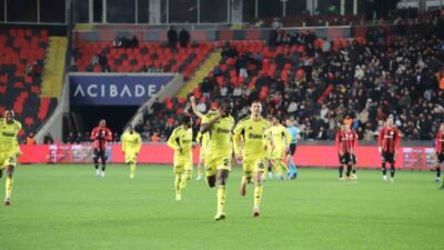Fenerbahçe, Ziraat Türkiye Kupası C Grubu 4. maçında deplasmanda Gaziantep