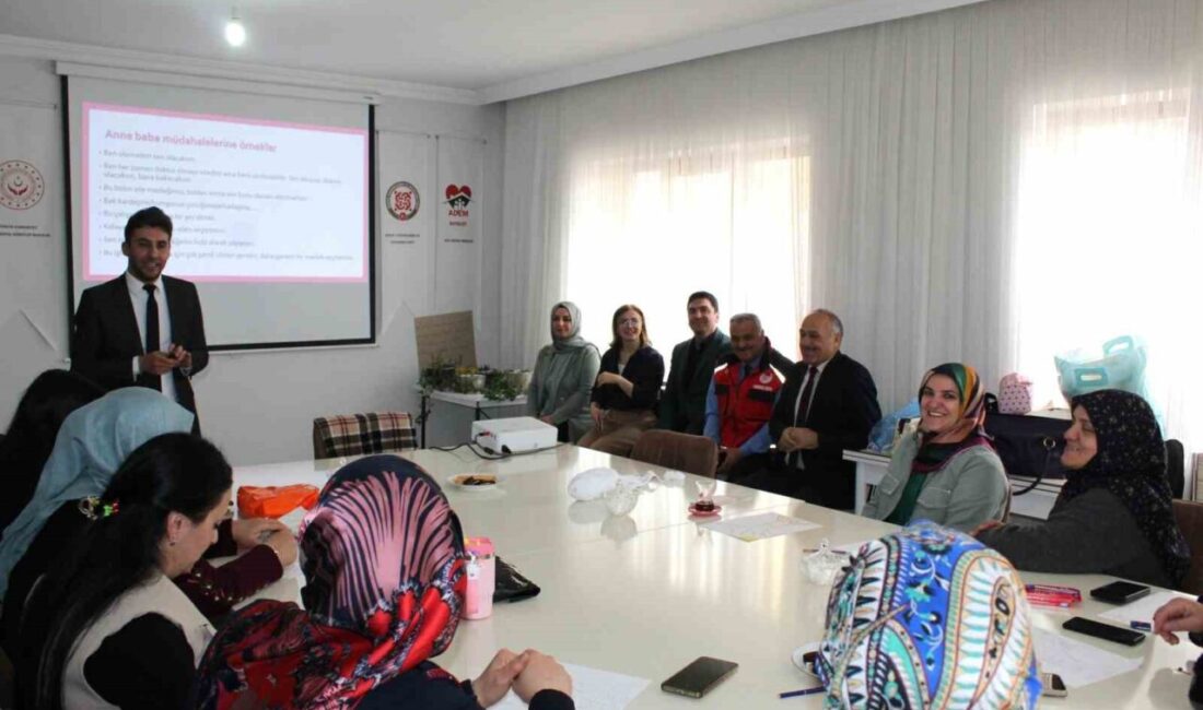 Bayburt Aile Destek Merkezi (ADEM) kursiyerlerine yönelik düzenlenen 9 haftalık