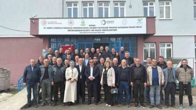 Balıkesir’in Manyas ilçesinde AK Parti İlçe Teşkilatı tarafından düzenlenen kahvaltılı