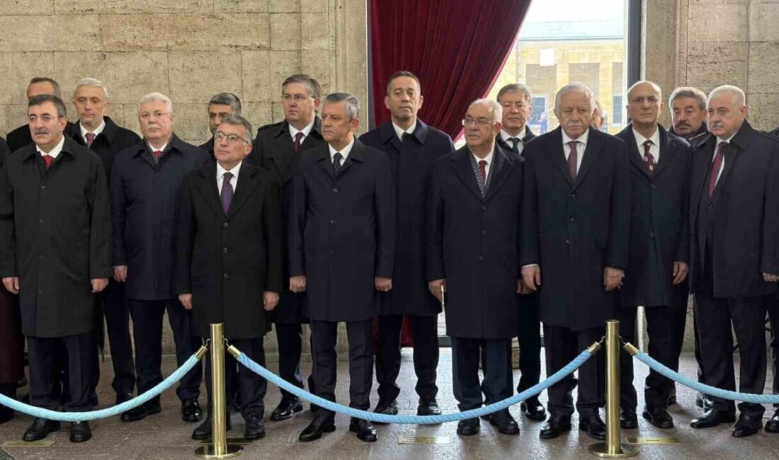 Türkiye Büyük Millet Meclisi (TBMM) Başkanı Numan Kurtulmuş başkanlığındaki devlet