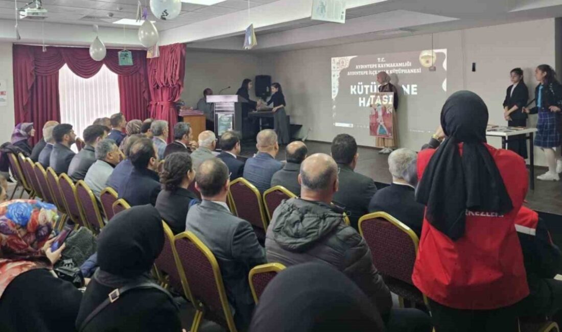 Kütüphane Haftası dolayısıyla Bayburt’un Aydıntepe ilçesinde program düzenlendi. Programda, şiir