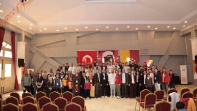 Balıkesir’in Ayvalık ilçesinde; Galatasaraylılar Taraftar Derneği kuruldu. Derneğin ilk genel