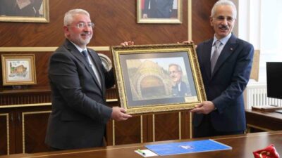 Ulaştırma ve Altyapı Bakanı Abdulkadir Uraloğlu, Çorum’da bir dizi ziyaretlerde