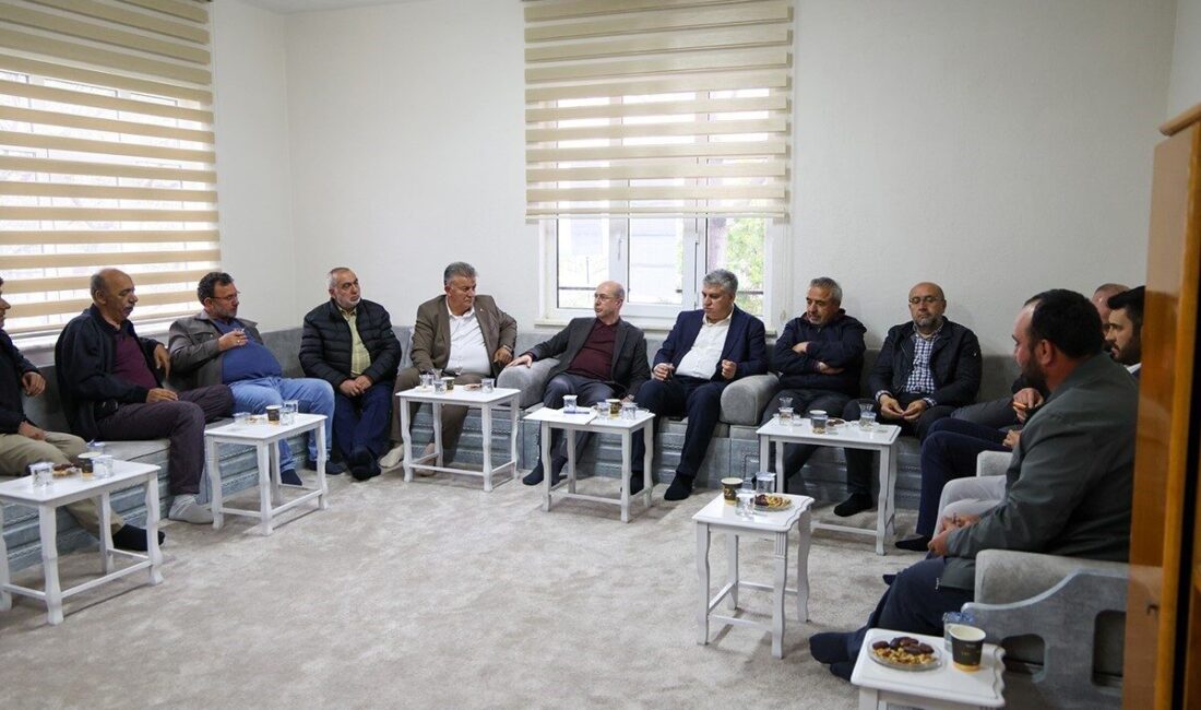 Konya’nın merkez Selçuklu İlçe Belediye Başkanı Ahmet Pekyatırmacı, hizmetleri yerinde