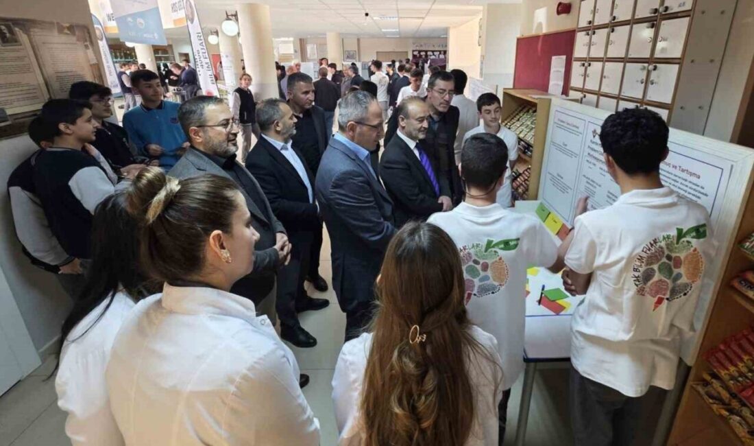 Bayburt Anadolu İmam Hatip Lisesi öğrencileri tarafından hazırlanan 17 proje,