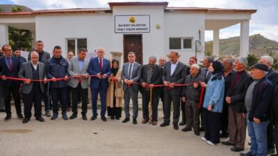 Bayburt Belediyesi tarafından Kaleardı Mahallesi’nde hayata geçirilen Yaşlı Yaşam Merkezi,