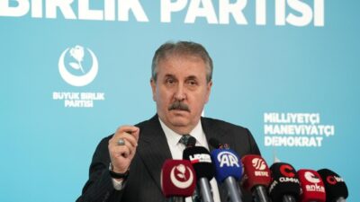 Büyük Birlik Partisi (BBP) Genel Başkanı Mustafa Destici, DEM Parti’ye