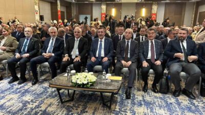 Cumhurbaşkanı Yardımcısı Cevdet Yılmaz, Diyarbakır’da katıldığı iş dünyası toplantısında yaptığı