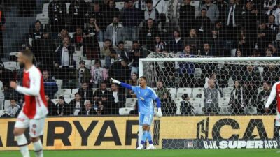 Beşiktaş’ın Kolombiyalı file bekçisi Devis Vasquez, ilk kez siyah-beyazlı formayı