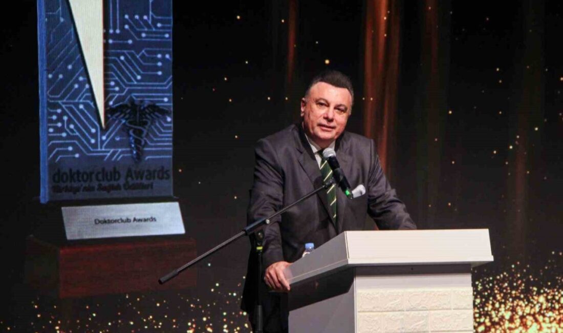 Galatasaraylı eski yöneticiler Ahmet Özdoğan ve Necati Demirkol, geçtiğimiz günlerde