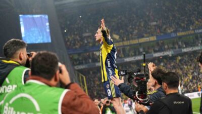Fenerbahçeli futbolcu Kerem Aktürkoğlu, derbide kaydettiği golle birlikte Süper Lig’de