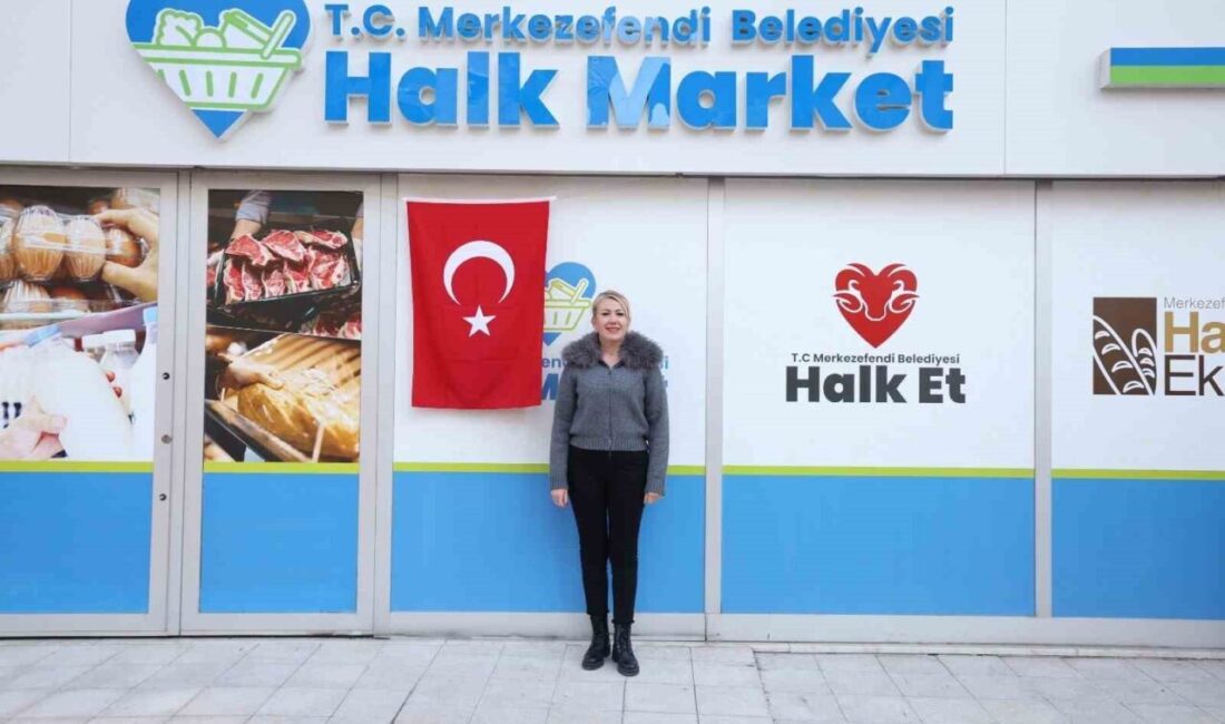 Merkezefendi Belediyesi’nin hayata geçirdiği Halk Market projesinin üçüncü şubesi hizmete