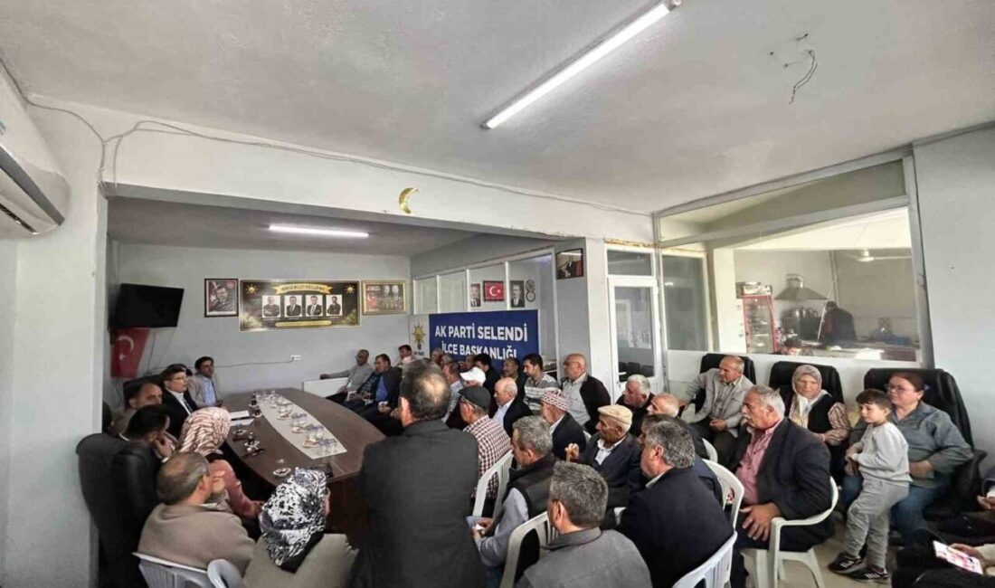 Manisa’nın Selendi ilçesinde, AK Parti teşkilatı tarafından düzenlenen Mahalle Başkanları