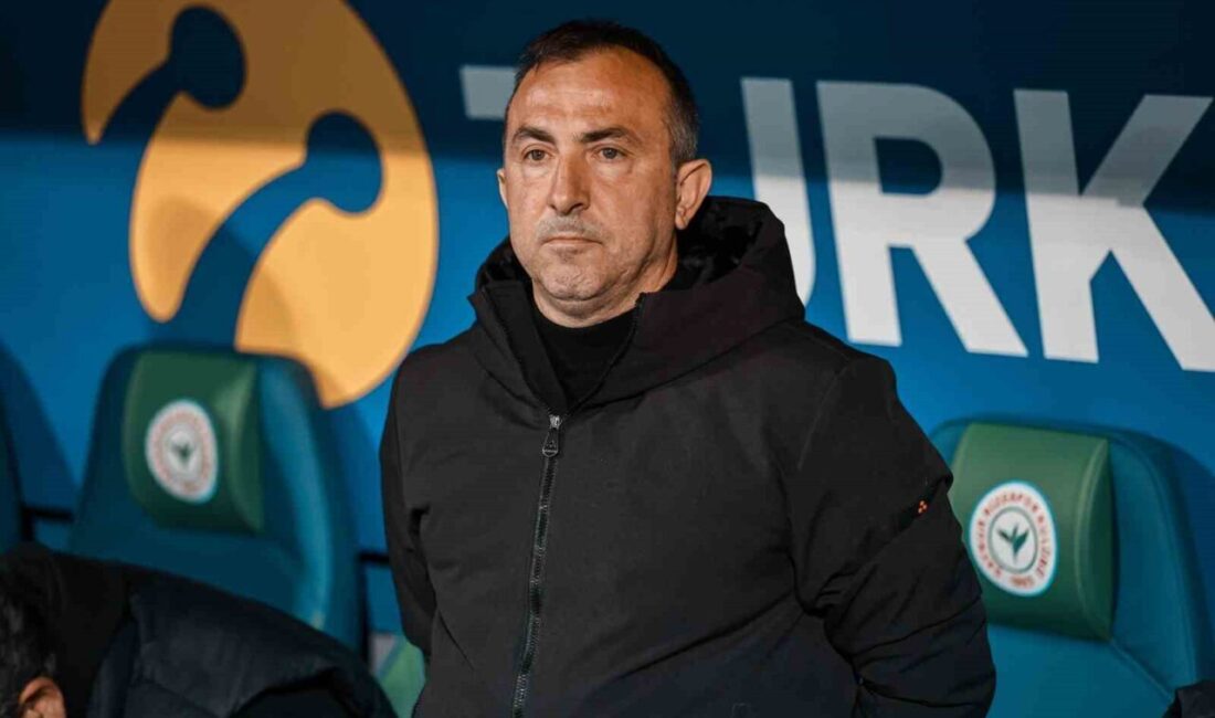 Trendyol Süper Lig’in 27. hafta erteleme maçında Çaykur Rizespor, Samsunspor’u