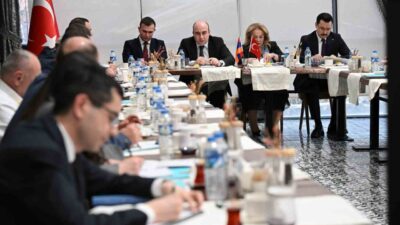 Türkiye ile Ermenistan arasında düzenlenen, Kars-Gümrü demiryolunun rehabilitasyonu ve faaliyete