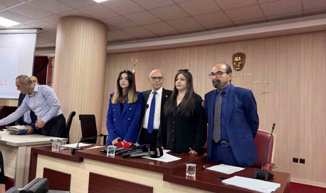 ADANA (İHA) – Yüreğir’de CHP’li Meclis Üyesi Cafer Boyraz başkanvekili