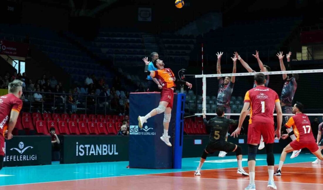 Efeler Ligi play-off final serisi ikinci maçında Galatasaray, sahasında Ziraat