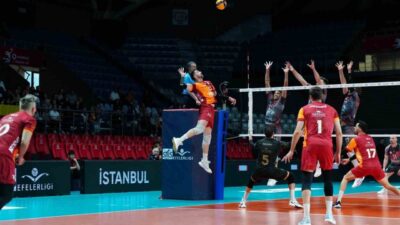 Efeler Ligi play-off final serisi ikinci maçında Galatasaray, sahasında Ziraat